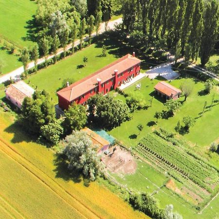 2 Bedroom Awesome Home In Taglio Di Po Ro Порто Виро Екстериор снимка