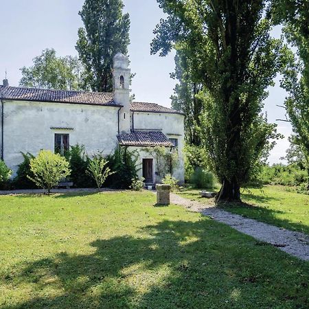 2 Bedroom Awesome Home In Taglio Di Po Ro Порто Виро Екстериор снимка