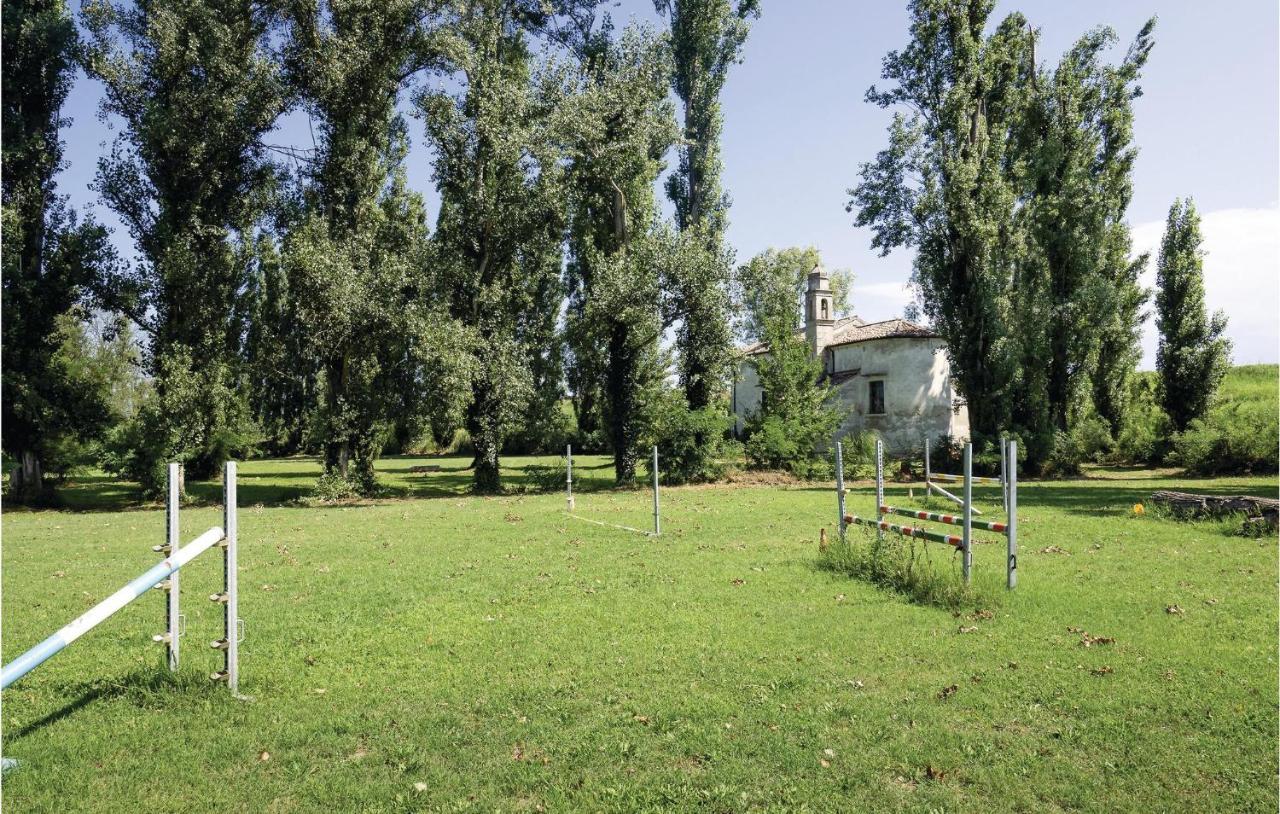 2 Bedroom Awesome Home In Taglio Di Po Ro Порто Виро Екстериор снимка