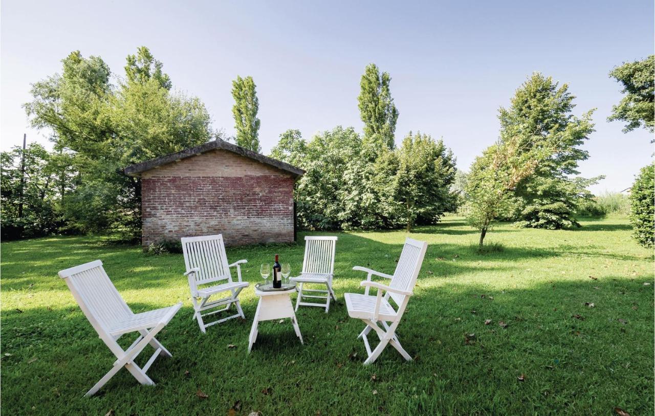 2 Bedroom Awesome Home In Taglio Di Po Ro Порто Виро Екстериор снимка