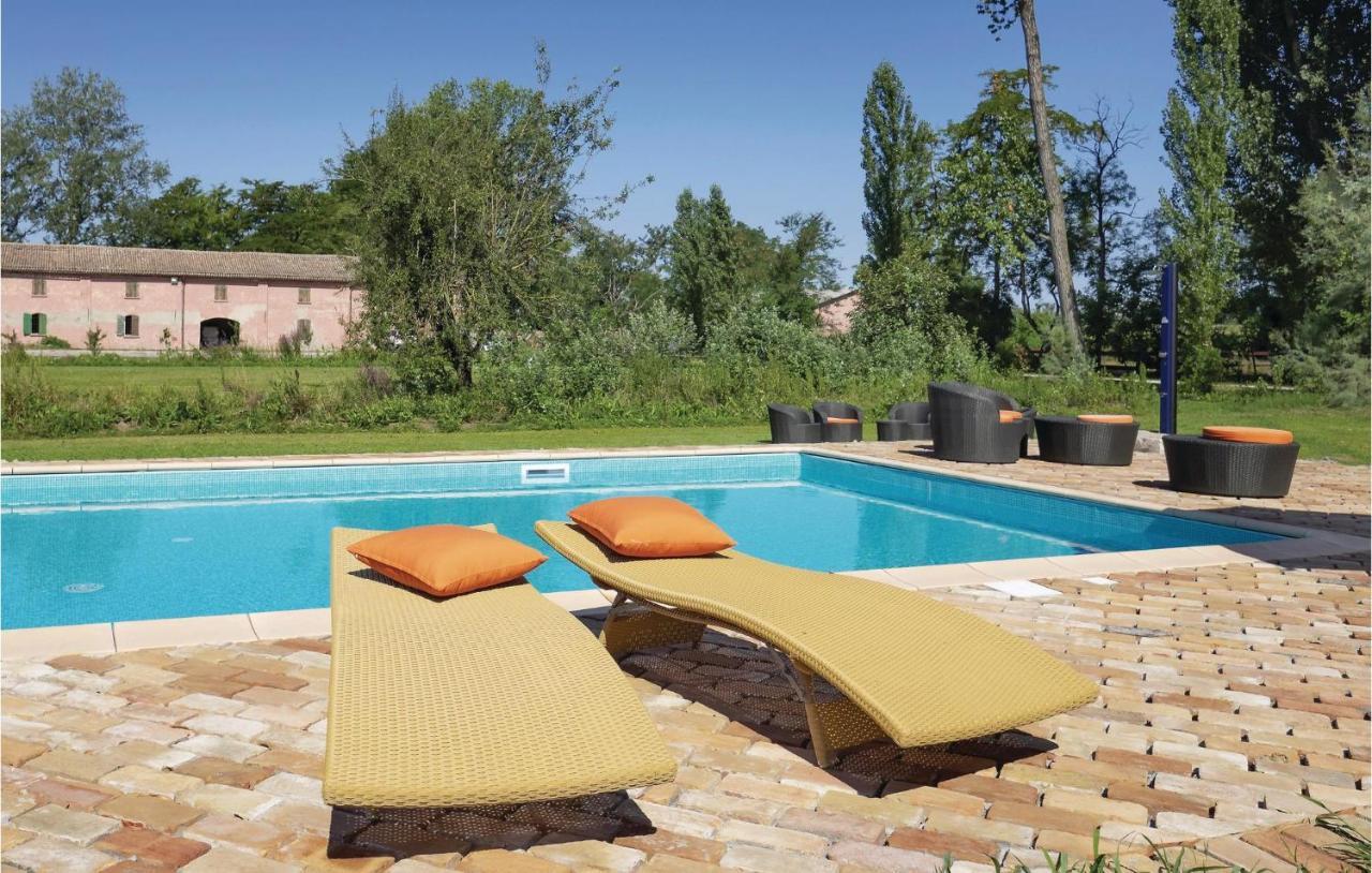 2 Bedroom Awesome Home In Taglio Di Po Ro Порто Виро Екстериор снимка