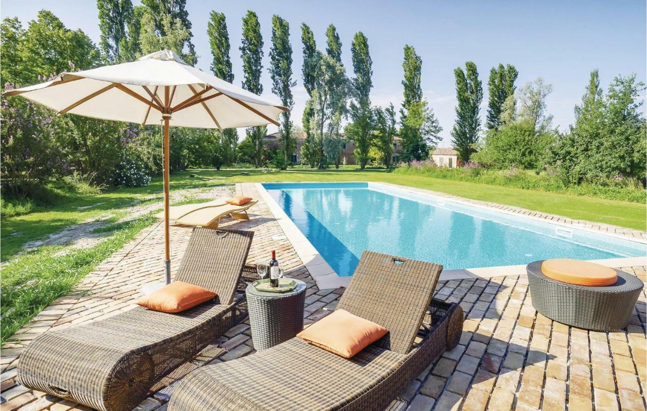 2 Bedroom Awesome Home In Taglio Di Po Ro Порто Виро Екстериор снимка
